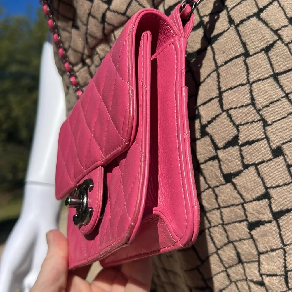 Authentic CHANEL Lambskin Quilted Mini Crossing Flap Pink